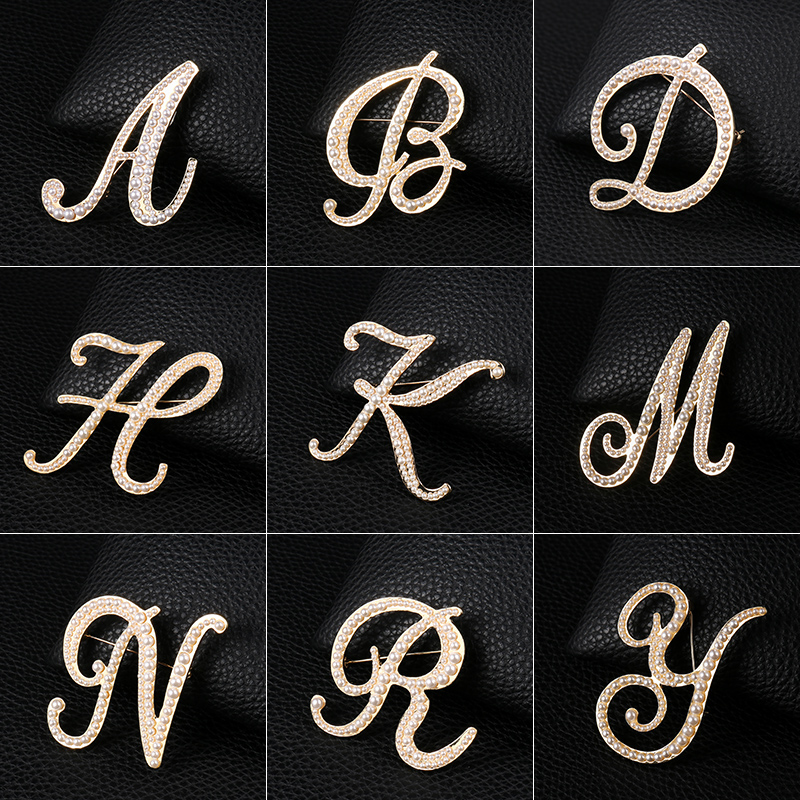 Women Accessories In English - Engels Letters A-Z Parel Broche Metal
