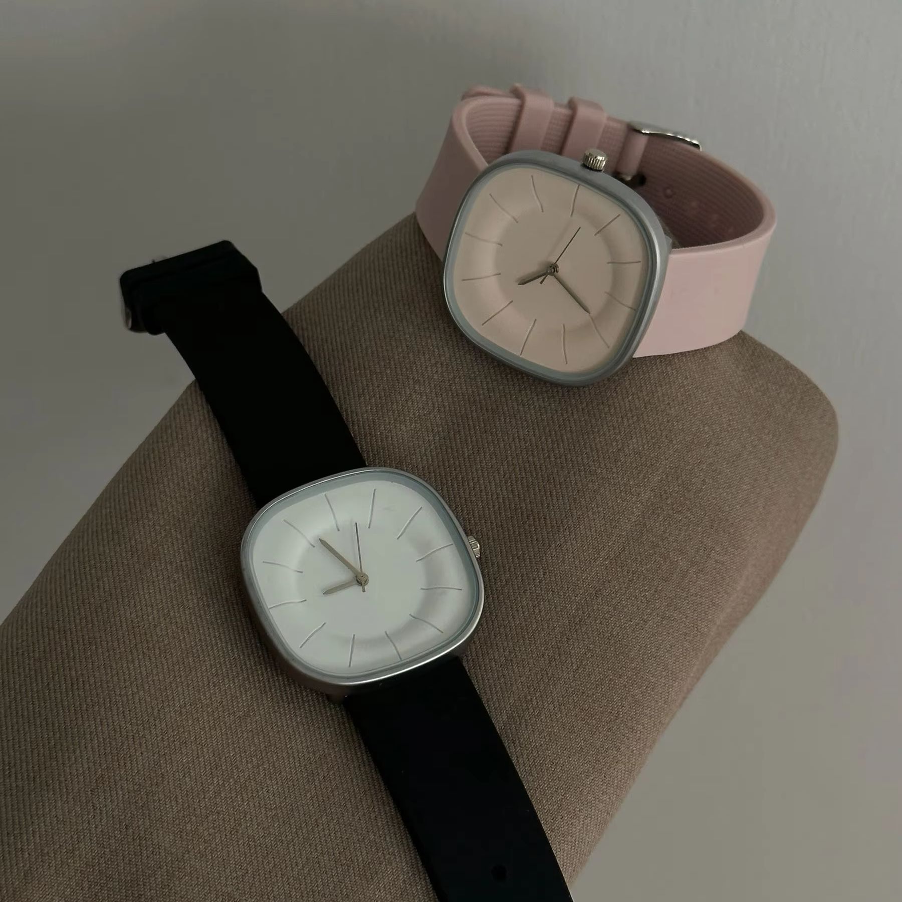 Minimalistisch vierkant wijzer - Women'S Accessories To Wear With Watch recensie en prijs